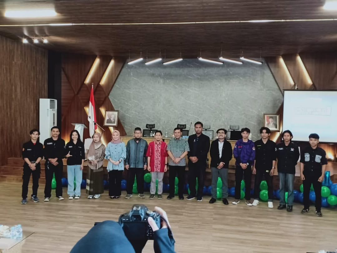 HMTL Teknik Lingkungan UNTAD Tutup Dies Natalis ke-1 dengan Seminar “One Step Forward for a Better Earth”